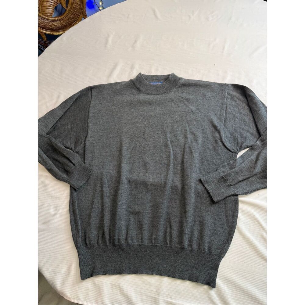 Pendleton Men’s Grey Merino Wool Vintage Sweater Size Large